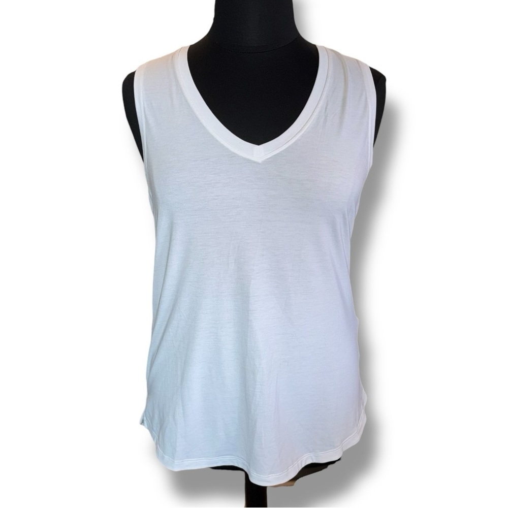 ATHLETA Essential V-neck Tank - XL White - Picture 3 of 11